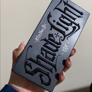 Shade + Light eye, Kat Von D